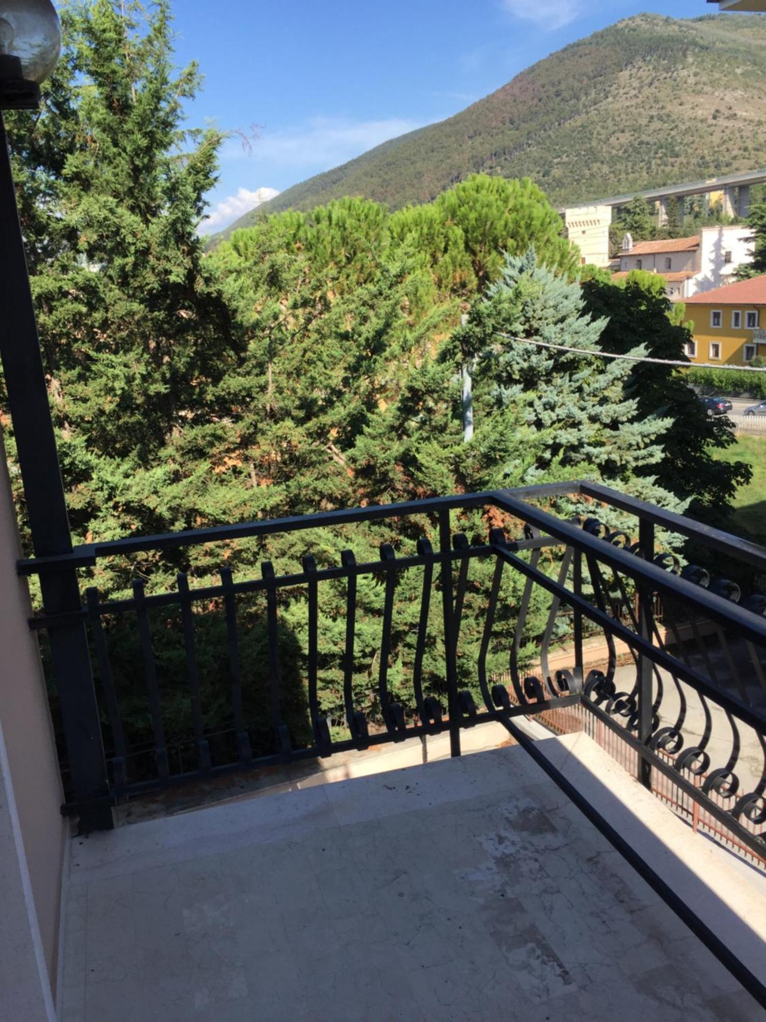 ל'אקווילה Monte Camicia - Cozy Home In City Center-Spacious-Free Parking מראה חיצוני תמונה